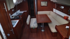 Beneteau Oceanis 43 Family